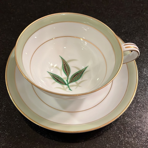 Footed Cup & Saucer Set Greenbay by NORITAKE.  Set of 4 - Picture 4 of 16